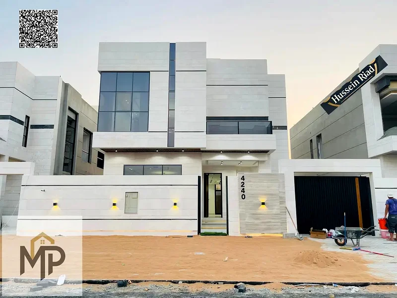 Villa for sale on the main street, directly near the mosque, including registration fees, with the latest finishes, a private pool, and a negotiable p63904246572290110