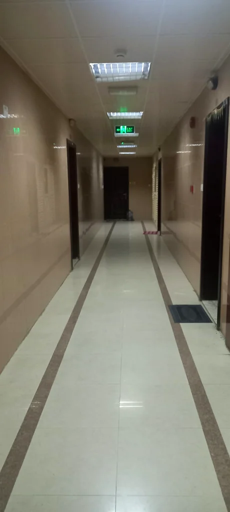 للبيع مبنى في المويهيل، طريق الجامعة، إمارة الشارقة63195060026113113