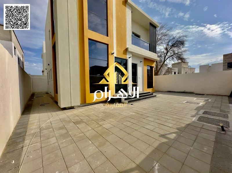فرصة ذهبية لامتلاك فيلا فاخرة في الهيليو 2، بتشطيبات راقية وموقع استراتيجي، وبسعر يشمل التسجيل و63903823361538111
