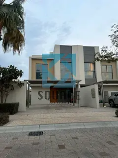 Luxurious 3-Bedroom Townhouse in Zahia
