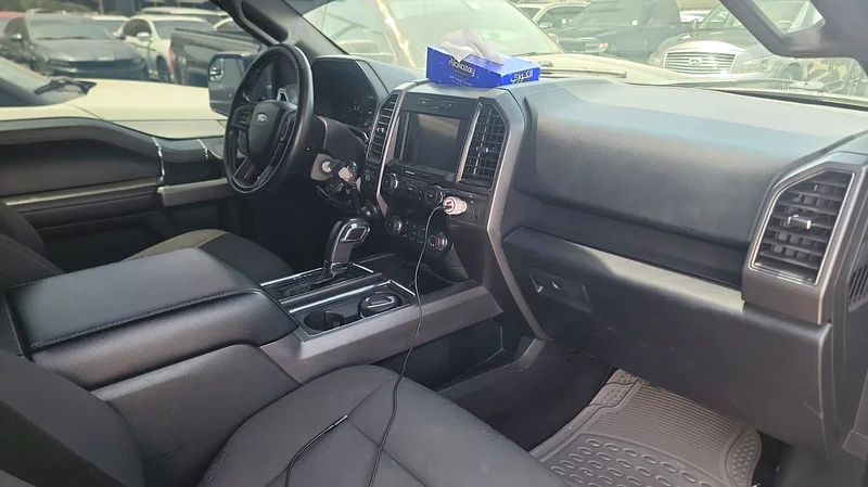 Ford F150 imported 2019, very clean, number 263168030630146114