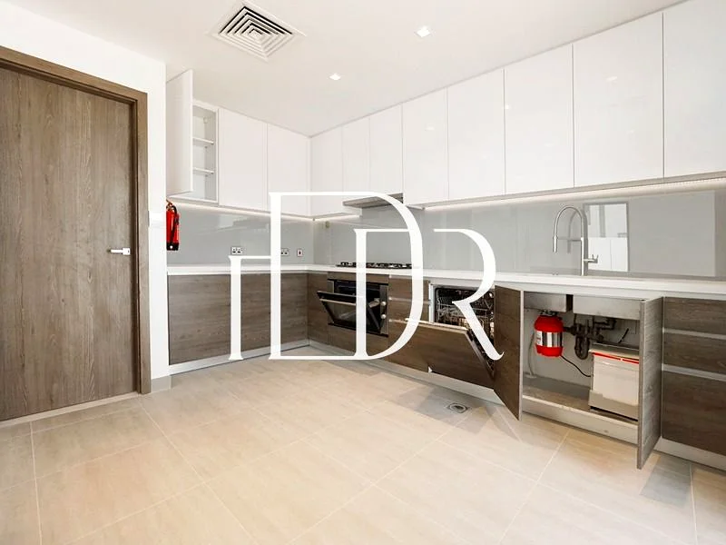 Single Row* 3 BHK Townhouse | Nearby Amenities63173135107201114