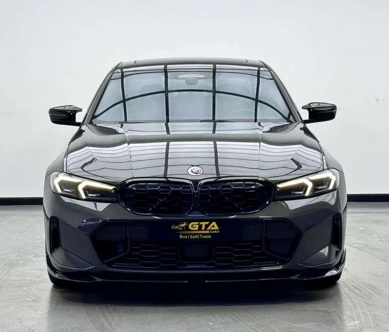 سيارة بي إم دبليو M340i لعام 2023، مع ضمان بي إم دبليو حتى عام 2027 وعقد صيانة، وتاريخ صيانة كامل من بي إم دبليو، مناسبة لدول مجلس التعاون الخليجي63158800818050111
