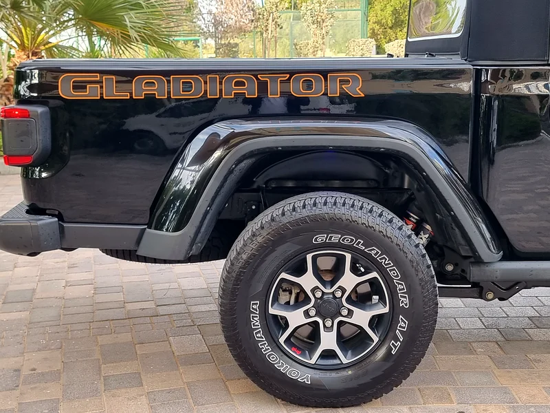 Jeep Gladiator Mowafi63171296890625114