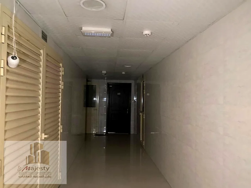 Commercial residential building for sale for freehold ownership for Arabs in the Emirate of Sharjah, Al Hoshi63181768798593111