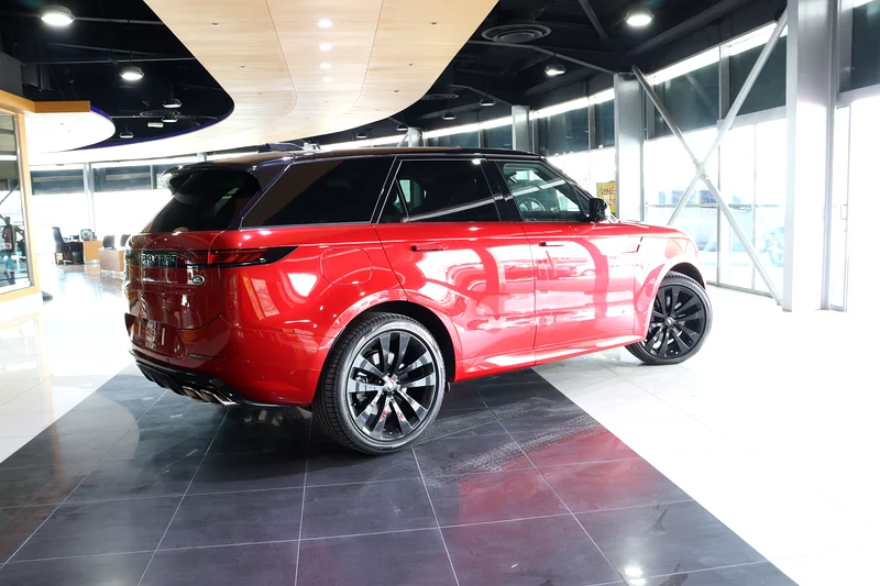 RANGE ROVER SPORT // 2023 // FIRENZE RED // LOW MILEAGE63158800357505111