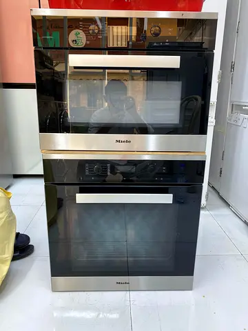 Miele Built-in oven and microwave  60cm  set for sale FREE DELIVERY +WARRANTY