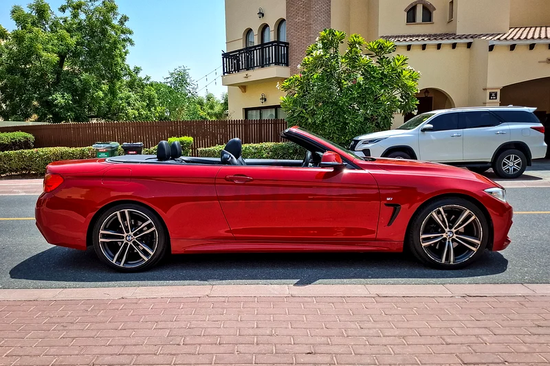 AED 1154/month | 2016 BMW 4-Series 428i Convertible | GCC Specs | Ref#33381563142583989889113