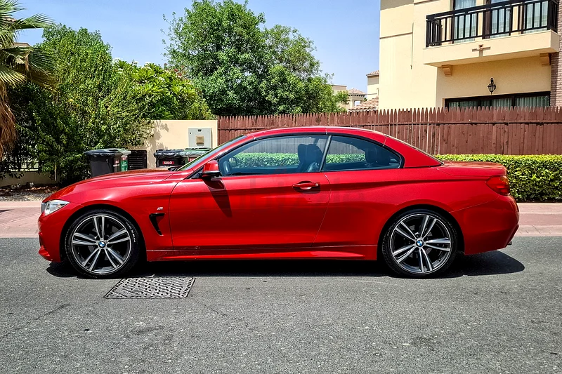 AED 1154/month | 2016 BMW 4-Series 428i Convertible | GCC Specs | Ref#33381563142583989889114