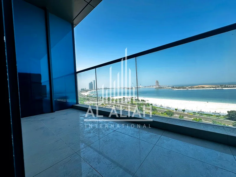 شقة رائعة مكونة من 3 غرف نوم + غرفة خادمة | إطلالة على البحر | الكورنيش62934686146435111