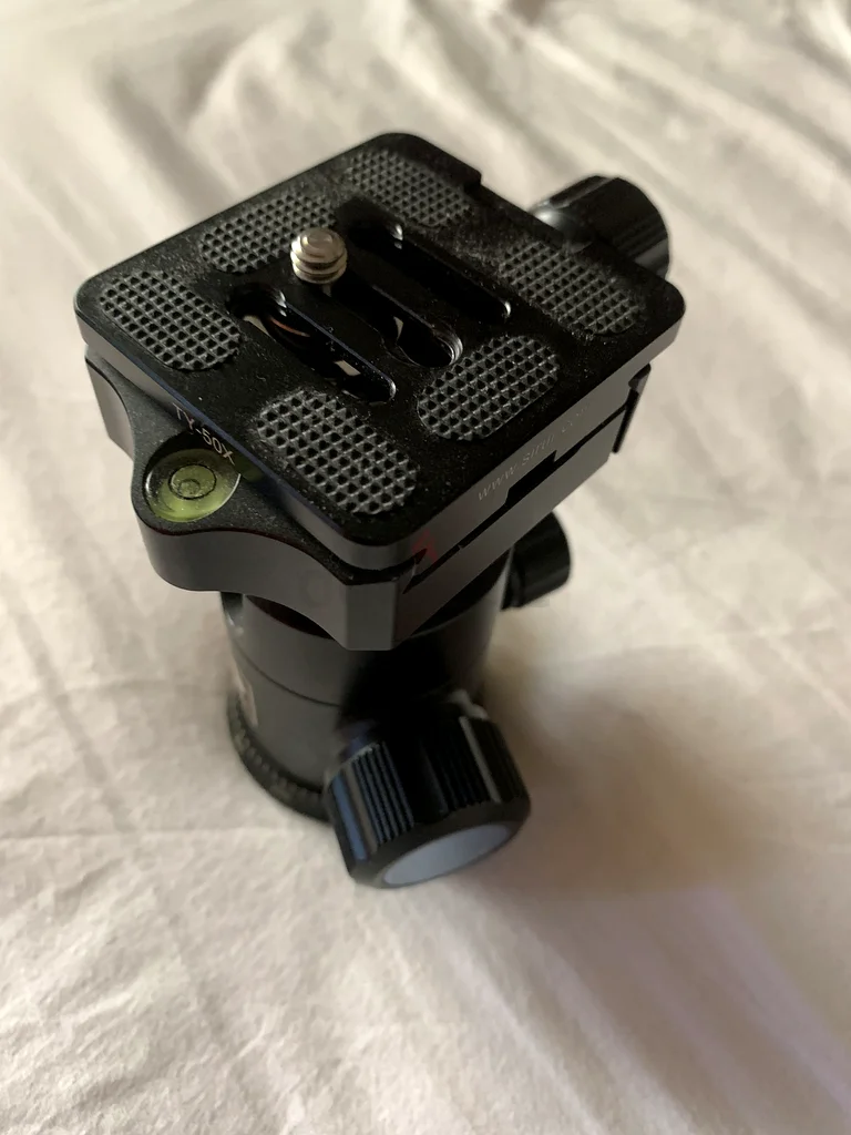 Professional Benro Tripod for Photographers63234127017731113
