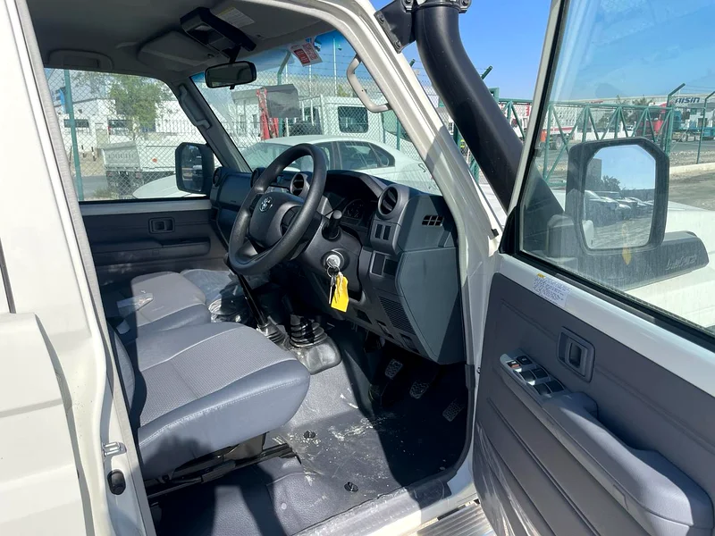 Land Cruiser Hard Top LC76 HARD63165691800323112
