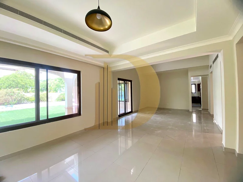 Largest Layout | Landscaped | Stunning Modern Unit63727027883907111