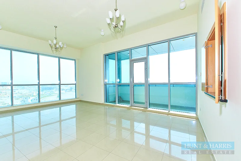 شقة واسعة من غرفة نوم واحدة للبيع في برج جولفار - بإطلالة على الم waterfront63856099901443114