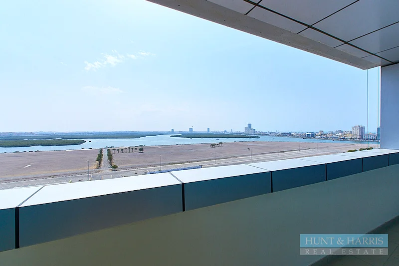 شقة واسعة من غرفة نوم واحدة للبيع في برج جولفار - بإطلالة على الم waterfront63856099901443110