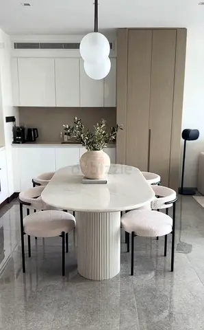 Stylish Modern Dining table can be customized according to your needs