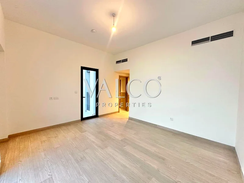 Vasthu TH | Elegant Layout | Vacant Now63763486587395114