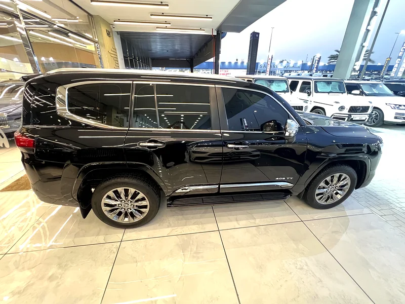 2022 Toyota Land Cruiser VXR | GCC Specifications63157882921601114