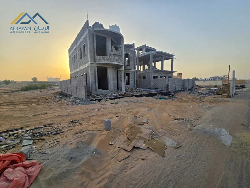 Corner land, 100% freehold, including registration fees63197608313091111