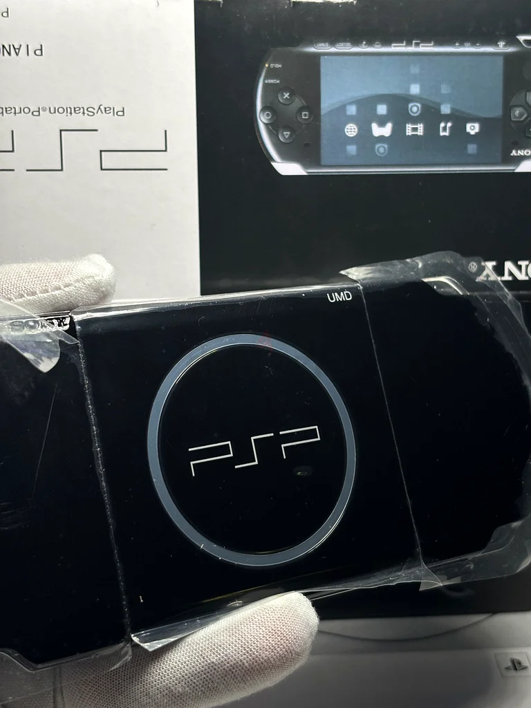 PSP 128GB 130GAMES (RENEWED)  modded with box63230710199681113