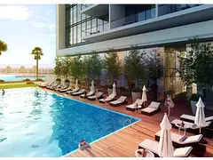 SPACIOUS| LAGOON VIEW | LUXURY WATERFRONT LIVING