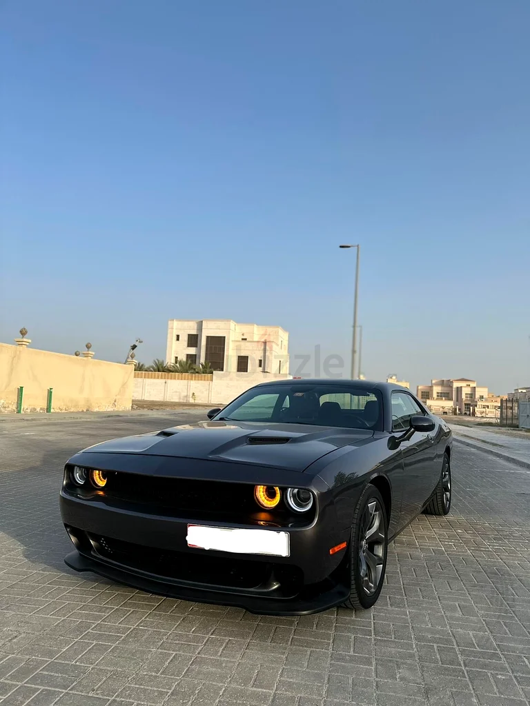 Dodge challenger SXT Super Track Pack-GCC Specs631392163906581111