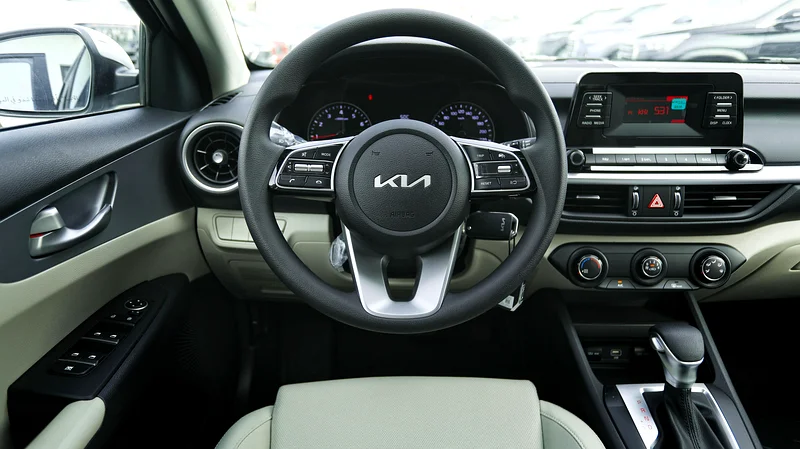 KIA CERATO 1.6L SEDAN SFRS A/T PTR 202463175701762690112