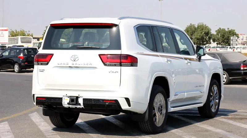 2024 TOYOTA LAND CRUISER 3.3 TWIN TURBO DIESEL FULL OPTION WITH RADAR62930624474369114