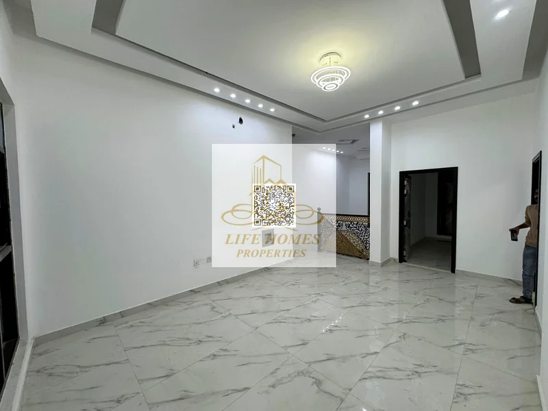 فيلا فاخرة للإيجار – فسيحة، عصرية ومناسبة للعائلات!63304780519937113