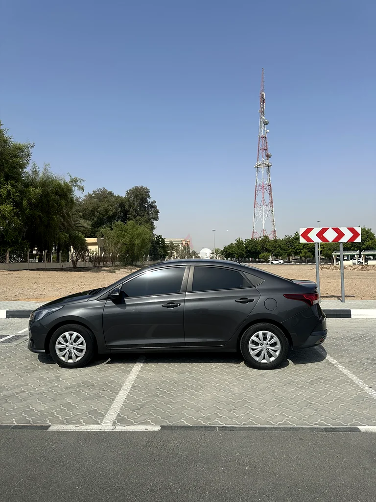 الشارقه بجانب دوار الكتاب المنطقه دسمان63135979673859114