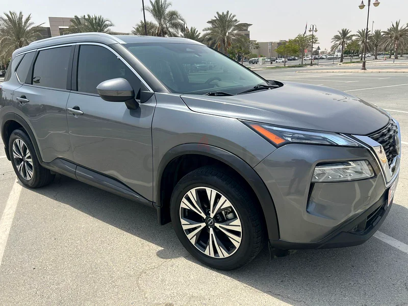 Nissan Rouge 2023 SV full option | Imported from America | Mileage 40,000 | Luxurious specifications and excellent price!63139706775683113