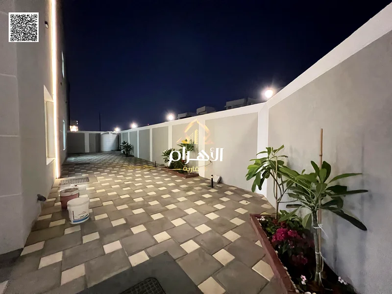 Your dream villa in Al Helio area, directly from the owner, at a price including electricity, water, and air conditioning, with registration fees.63905737554561113