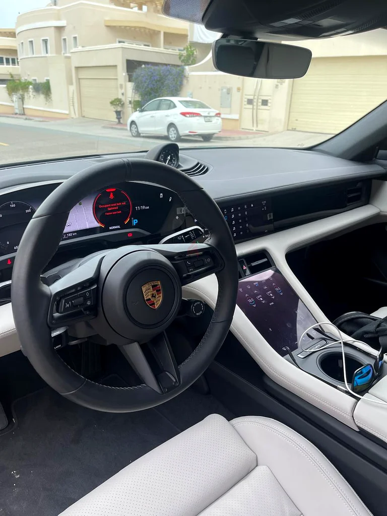 Porsche Taycan 202363150022491779114