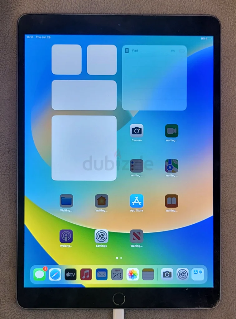 Apple iPad Air (3rd Generation) - 256 GB - Great Condition!63214897202177110