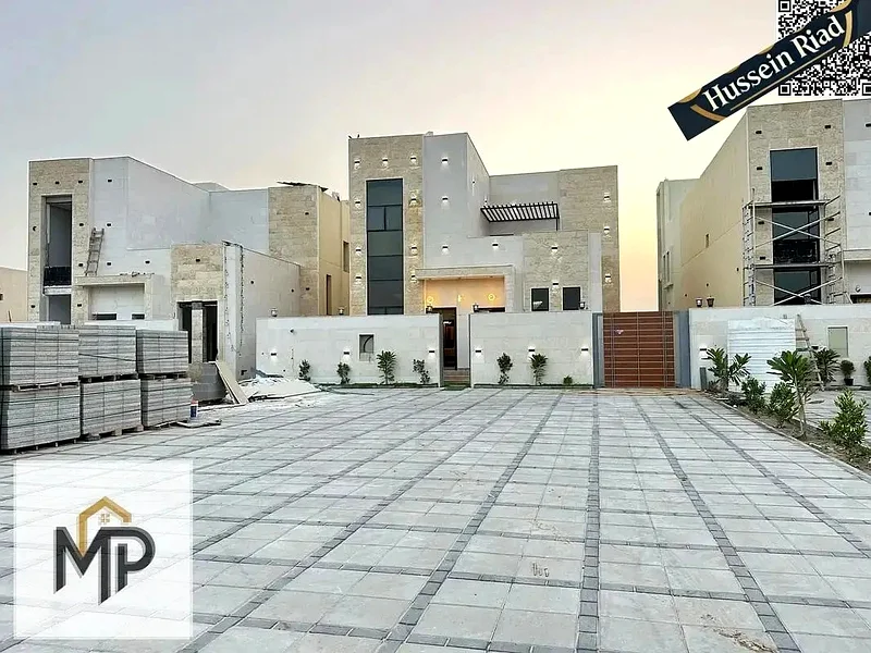 فيلا فاخرة للبيع في الشارع الرئيسي، مباشرة بالقرب من المسجد. تشمل رسوم التسجيل.63904952176002114