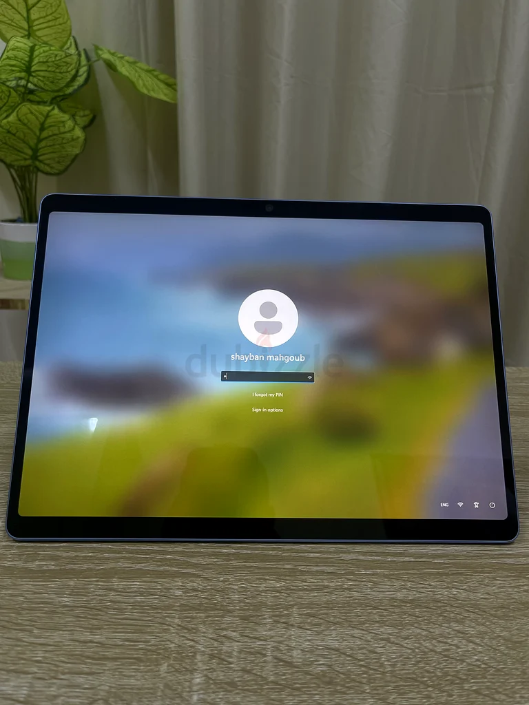 Microsoft Surface Pro 11 Snapdragon X Plus63257120312578112