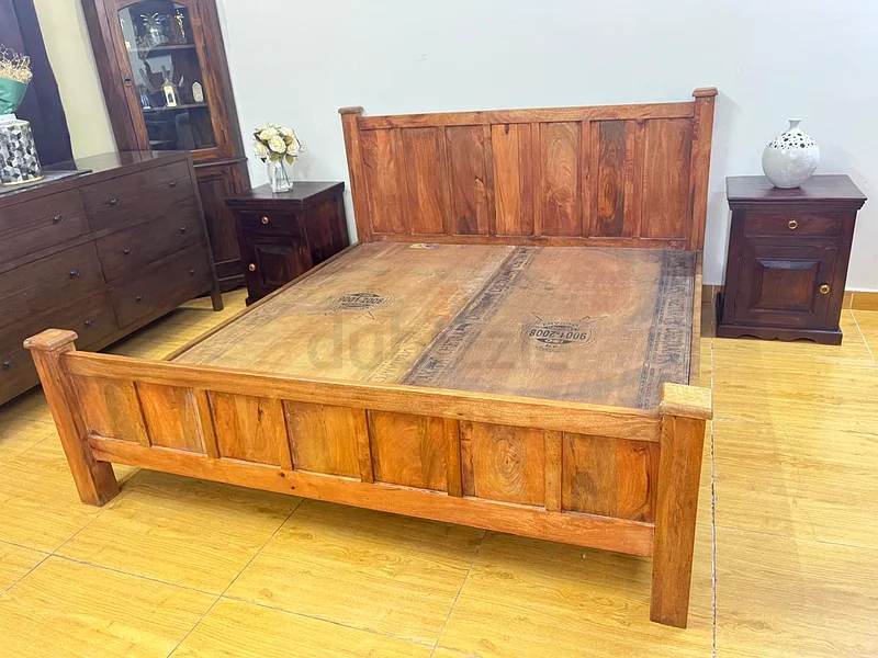Marina Solid Wood Bedroom Set63221849843331111
