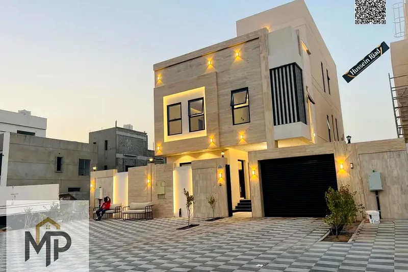Luxurious villa for sale, including water, electricity, air conditioning, and a private swimming pool, without service fees, behind Azha Mall and Comp63904465170179113