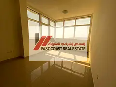 شفة حجم كبير غرفتين وصالة تكيف مجاني