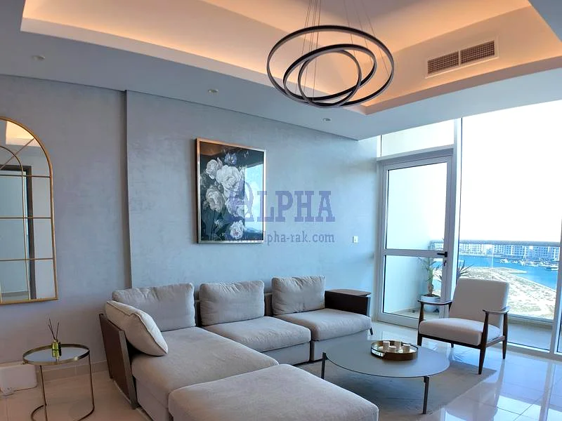 إطلالة على البحيرة | غير مؤثثة | الحياة على الم waterfront63864087062657112