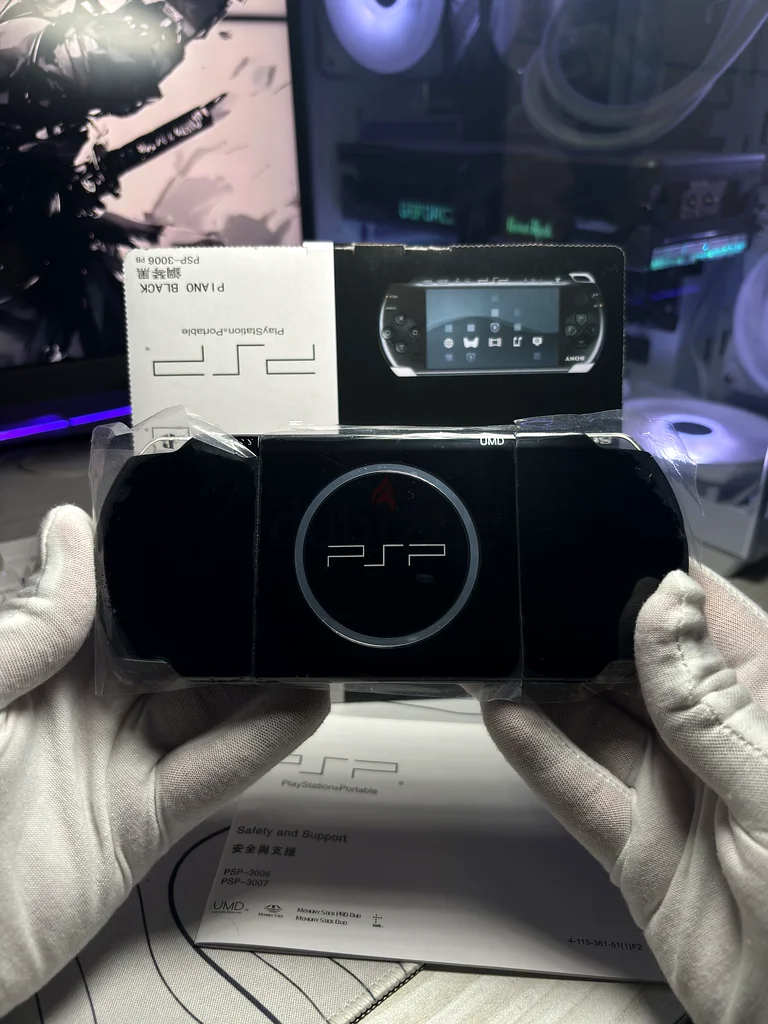 PSP 128GB 130GAMES (RENEWED)  modded with box63230710199681111