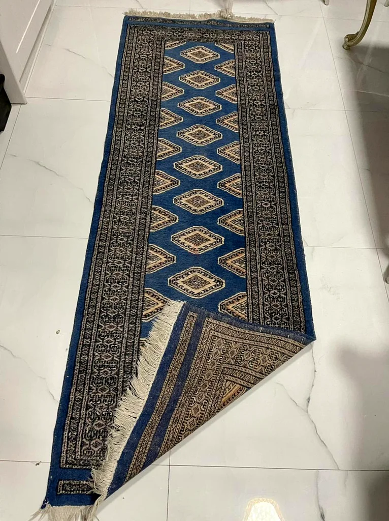 Elegant Handwoven Blue Runner Rug – Timeless Design!63180365939201112