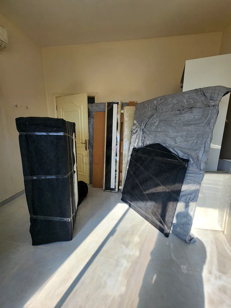 شركة نقل وتعبئة منازل بأسعار معقولة للغاية وفريق ذو خبرة63185764110211113