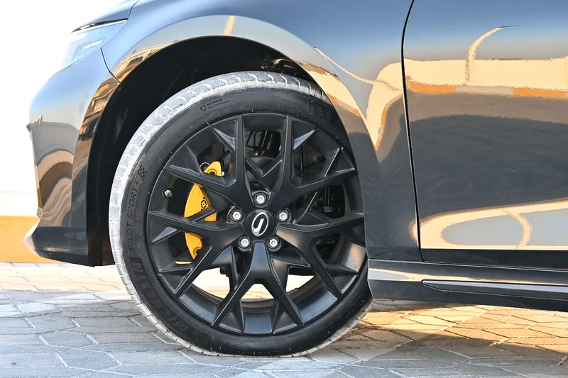 At best price empow Sport and luxury car63491241137922111