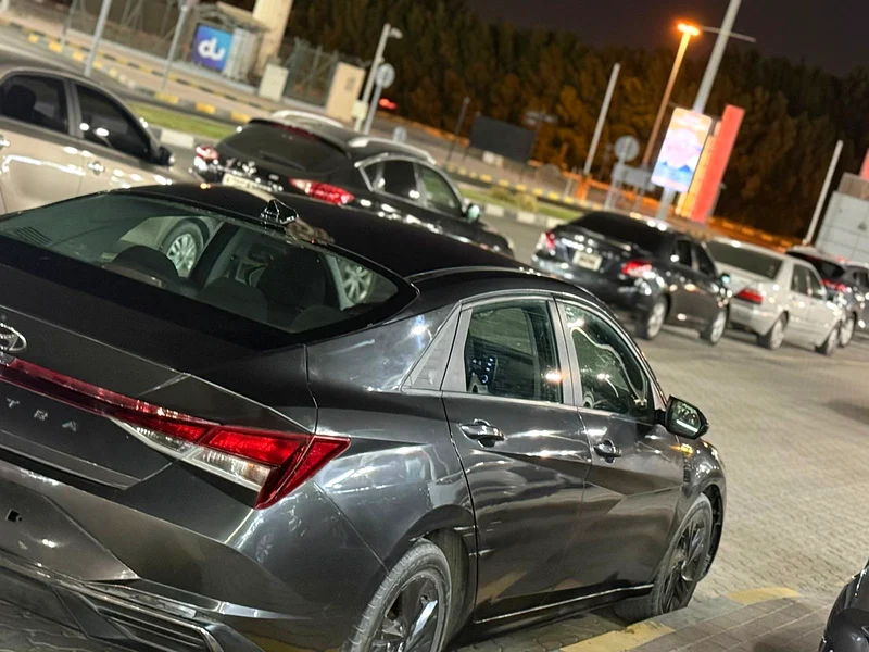 The car is in excellent condition and has no problems.63150945372035112