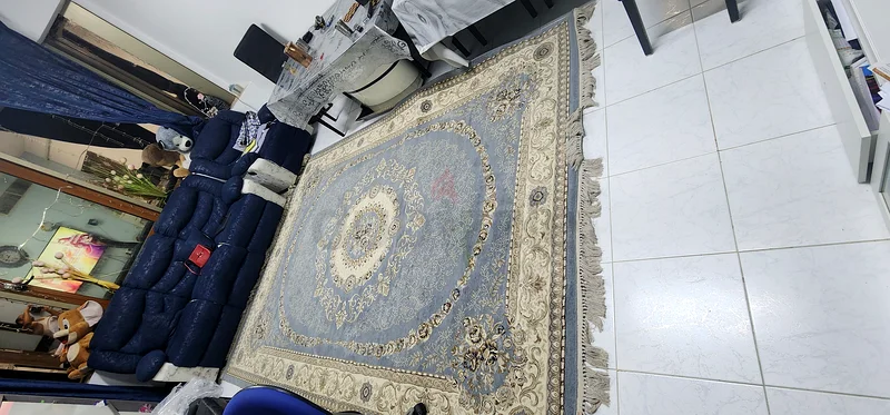 Elegant Blue Classic Area Rug - Perfect for Any Space!63180836730497112
