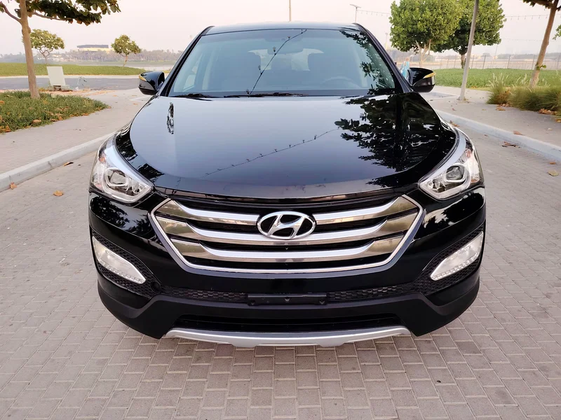 Santafe 2016 USA 4 Cylinder Clean Inside Out Immaculate Condition With Low KM Good For Family Use63171299574658112