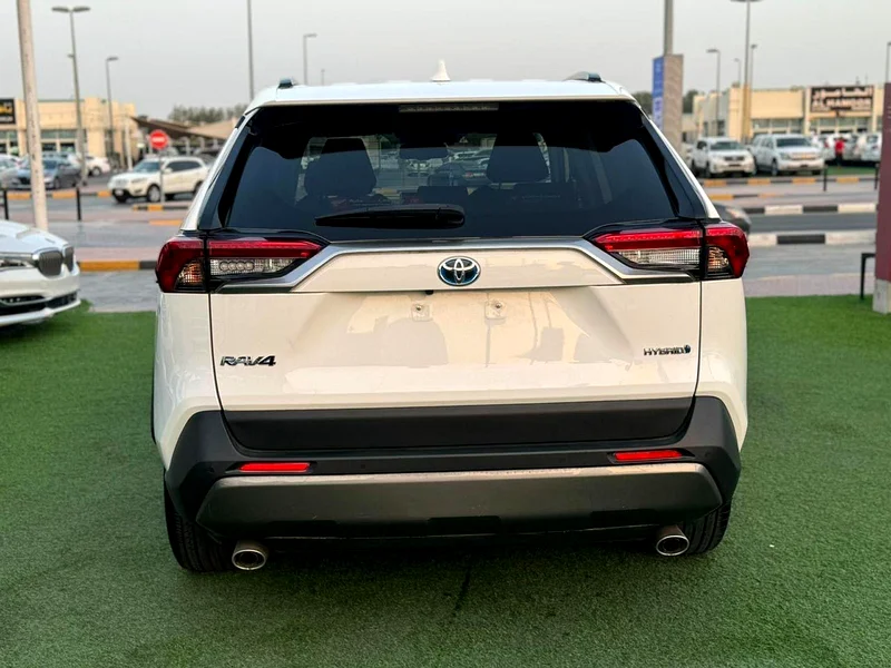 تويوتا راف 4 هجين 202263148650401411113