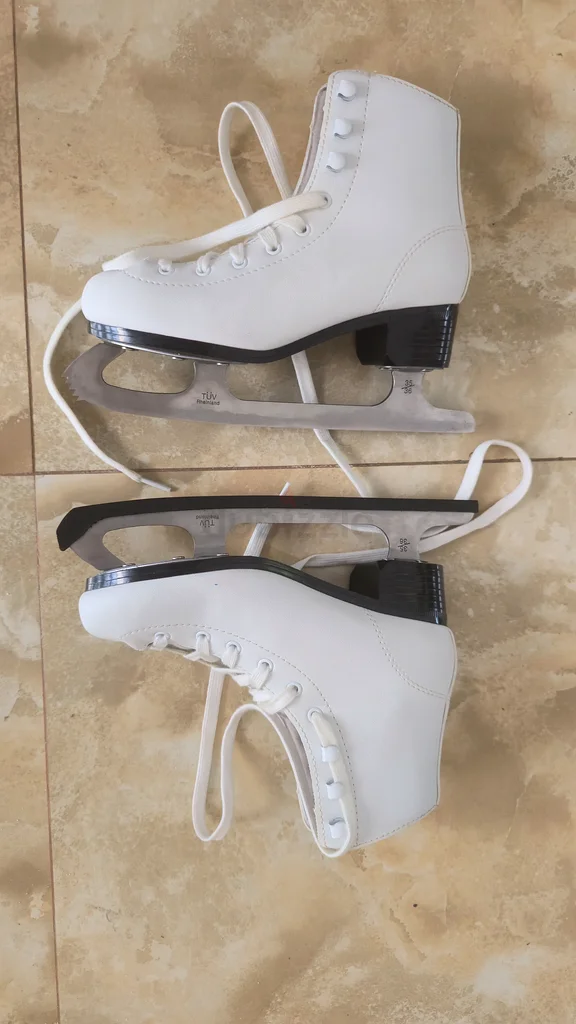For Sale Zelart Ice skates63247251329793113