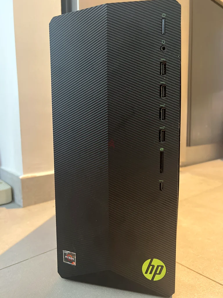 جهاز كمبيوتر مكتبي للألعاب من HP Pavilion - عالي الأداء طراز TG01-0815no - برج كمبيوتر مكتبي من HP للبيع!63255000259971111